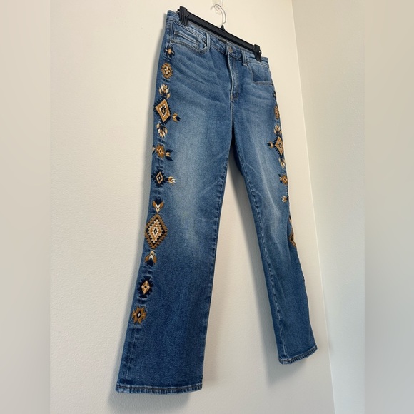 Meg Light Blue Cherokee Embroidered Side Cropped Jeans, Size 27 - Picture 5 of 10